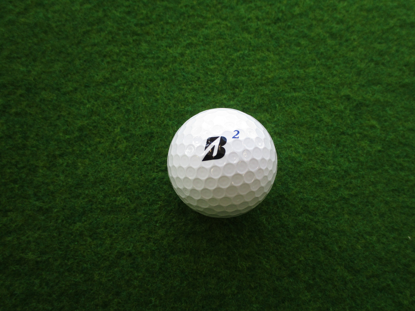 【ブリヂストン】BRIDGESTONE ゴルフボール TOUR B XS S2WXJ 1ダース 12個入 ホワイト