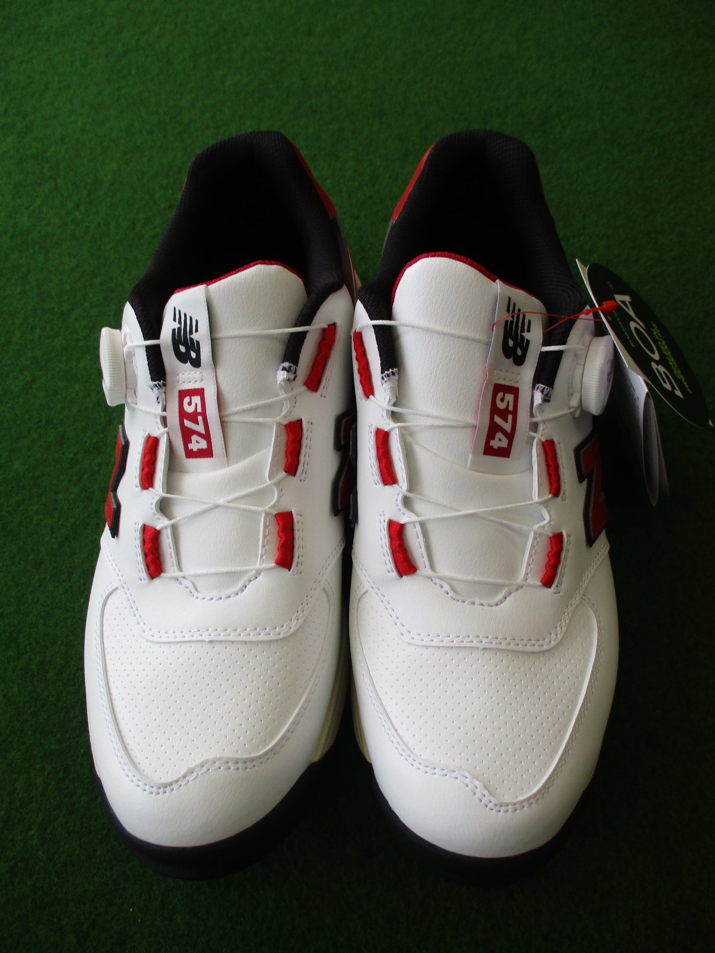 【メンズ】ニューバランス スパイクレス ゴルフシューズ UGBS574D